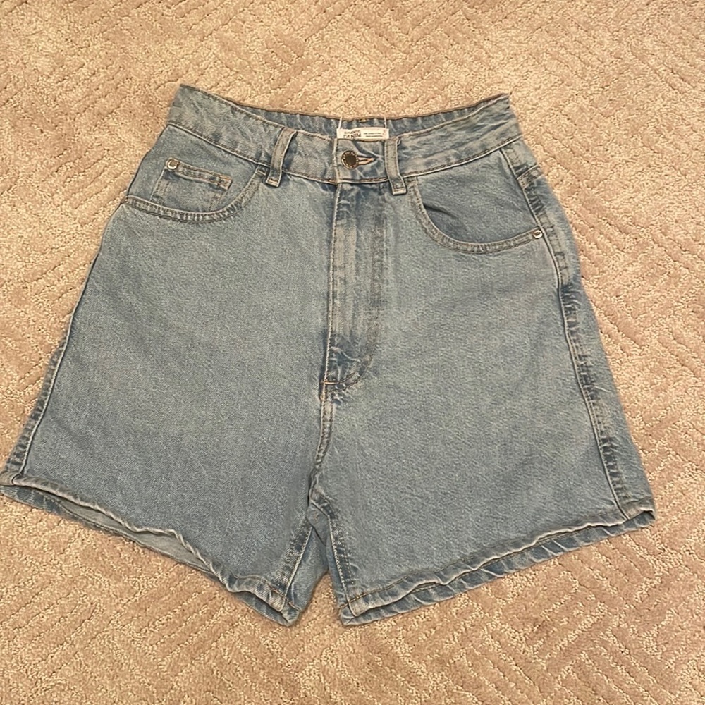 Zara TRF Mom-Fit Jean Shorts